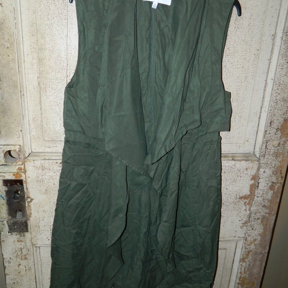 CUPCAKES AND CASHMERE Filmore Long Line Draped Vest (MM-5)